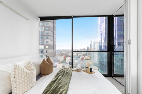 A 2BR Apt Next To Melbourne Central FREE Parking - Accommodation Sunshine Coast 0