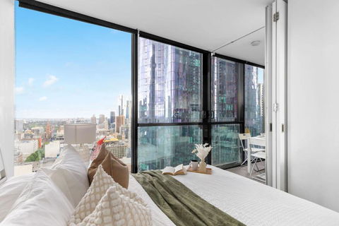 A 2BR Apt Next To Melbourne Central FREE Parking - Accommodation Sunshine Coast 1