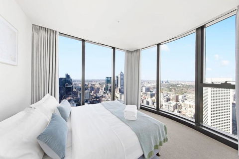 A 3BR Apt Next To Melbourne Central FREE Parking - Accommodation Sunshine Coast 1