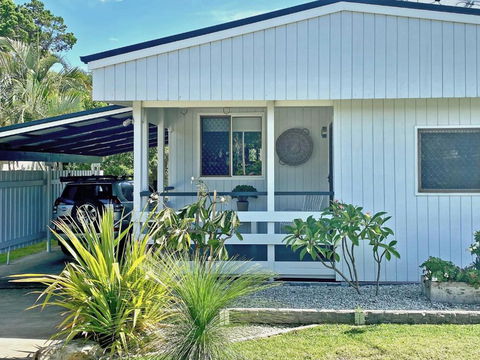 A AMITY BEACH BABY - Accommodation Sunshine Coast 0