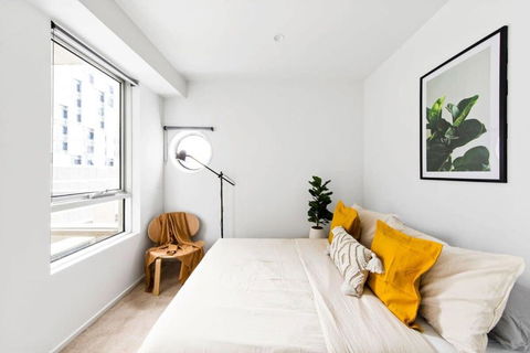 A Stylish 2BR Apt Next To Vic Market FREE Parking - Accommodation Sunshine Coast 0