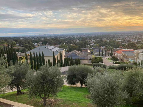 Adelaide And Adelaide Hills Self Contained Private Guest Suite - Accommodation Sunshine Coast 0