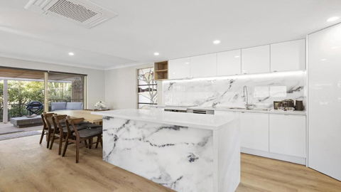 Azure - Accommodation Sunshine Coast 2