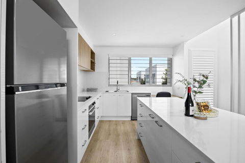 Azure River Side Townhouse - Accommodation Sunshine Coast 0