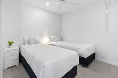 Azzure Escape - Accommodation Sunshine Coast 3