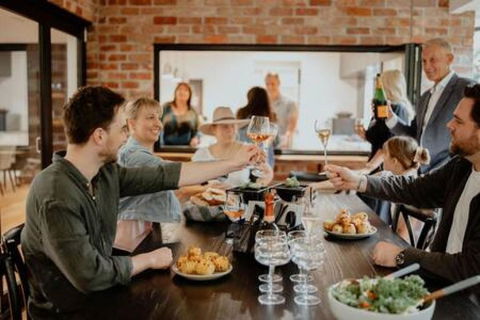 BADGER HOUSE - 4 Bed, 4 Bath, Stunning Entertainer Plus Fire - Accommodation Sunshine Coast 4