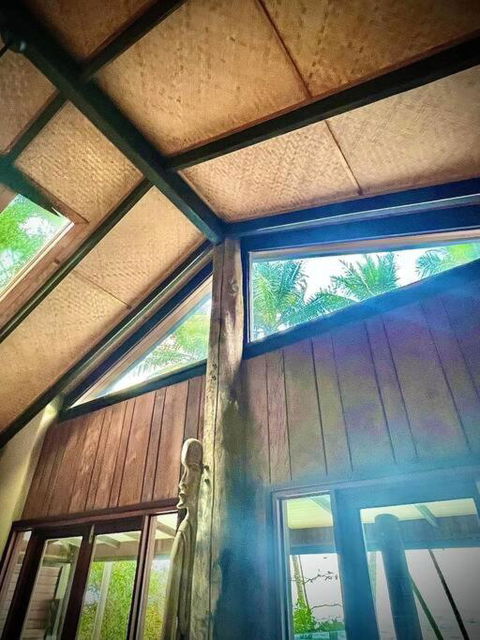 BALA Beach House On ABSOLUTE Beachfront - Accommodation Sunshine Coast 3