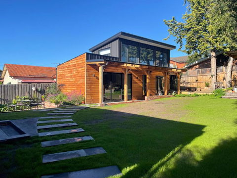 BALMORAL VILLA - Accommodation Sunshine Coast 0
