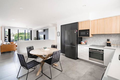 BARRA Coolum Beach Family Escape 5 Min To Waves - Accommodation Sunshine Coast 1