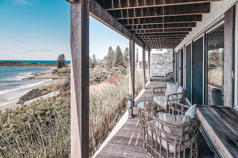 BAY PROPERTIES . Pacific Lodge Studio - Accommodation Sunshine Coast 1