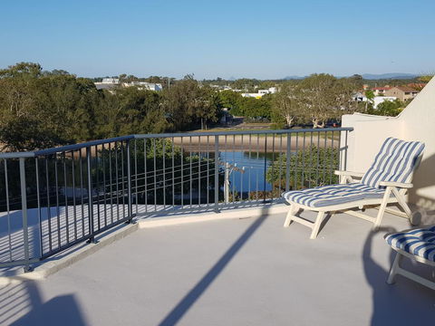 Excellsior Apartments - Accommodation Sunshine Coast 13
