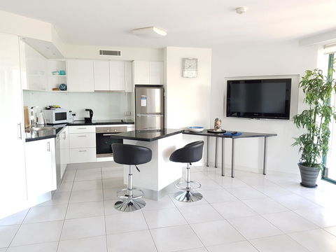 Excellsior Apartments - Accommodation Sunshine Coast 4