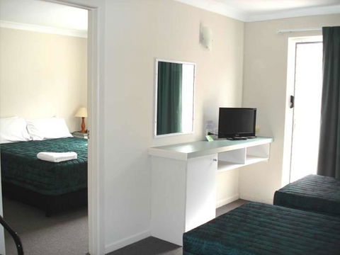 Southport Motel & Apartments - Accommodation Sunshine Coast 23