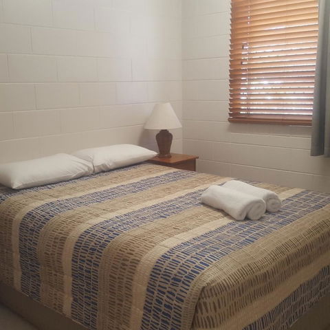 Whitsunday Waterfront Apartments - Accommodation Sunshine Coast 8