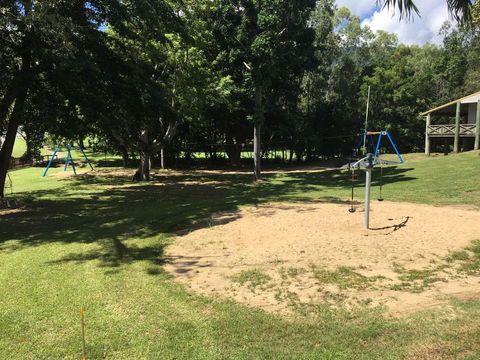 Whitsunday Waterfront Apartments - Accommodation Sunshine Coast 31