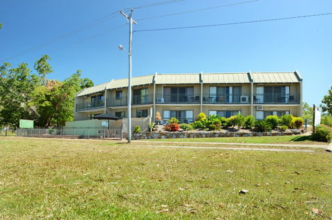 Whitsunday Waterfront Apartments - Accommodation Sunshine Coast 10