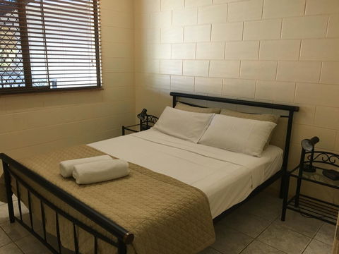 Whitsunday Waterfront Apartments - Accommodation Sunshine Coast 30