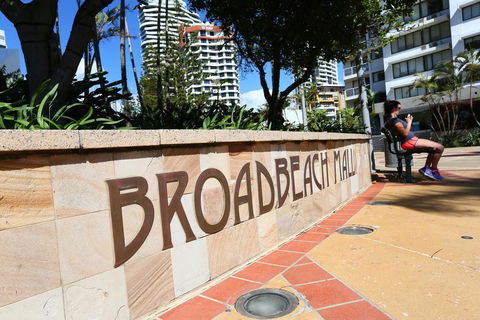 Bel Air On Broadbeach - Official - Accommodation Sunshine Coast 13