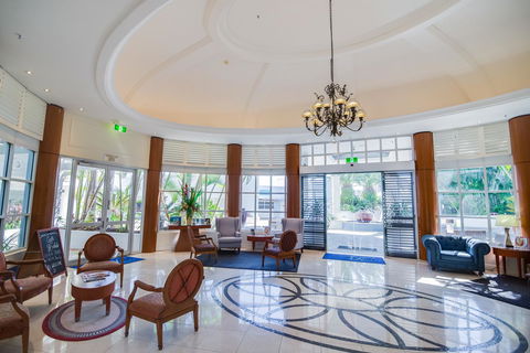 Bel Air On Broadbeach - Official - Accommodation Sunshine Coast 2