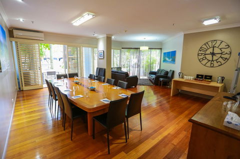 Bel Air On Broadbeach - Official - Accommodation Sunshine Coast 8