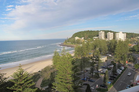 Pacific Regis Beachfront Holiday Apartments - Accommodation Sunshine Coast 12