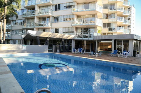 Pacific Regis Beachfront Holiday Apartments - Accommodation Sunshine Coast 9