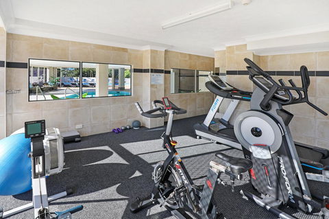 Pacific Regis Beachfront Holiday Apartments - Accommodation Sunshine Coast 8