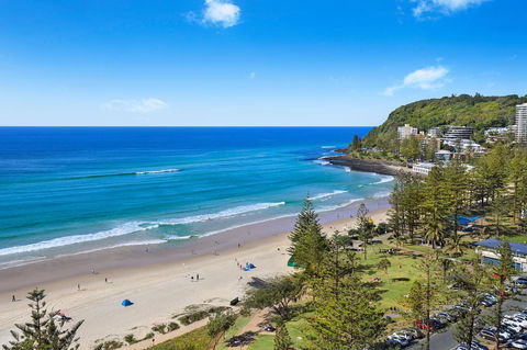 Pacific Regis Beachfront Holiday Apartments - Accommodation Sunshine Coast 0