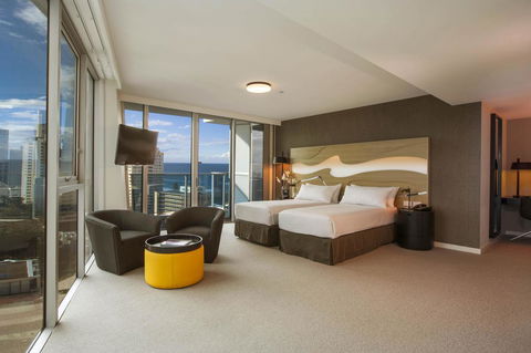 Hilton Surfers Paradise Hotel & Residences - Accommodation Sunshine Coast 8