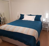 Bee-Haven Cottage - Accommodation Sunshine Coast