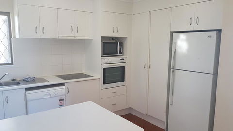 Mykonos Apartments - Accommodation Sunshine Coast 5