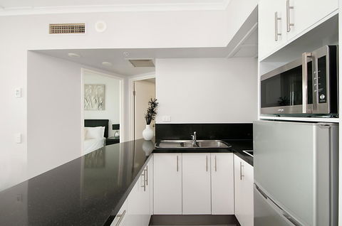 Maldives Resort Main Beach, Gold Coast - Accommodation Sunshine Coast 32