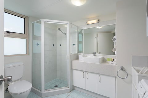 Maldives Resort Main Beach, Gold Coast - Accommodation Sunshine Coast 22