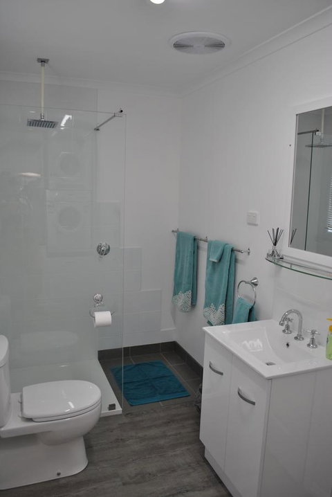 Driftwood Lodge - Accommodation Sunshine Coast 8