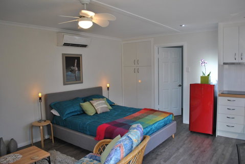 Driftwood Lodge - Accommodation Sunshine Coast 4