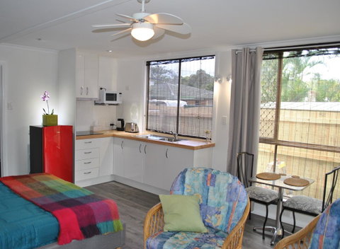 Driftwood Lodge - Accommodation Sunshine Coast 0