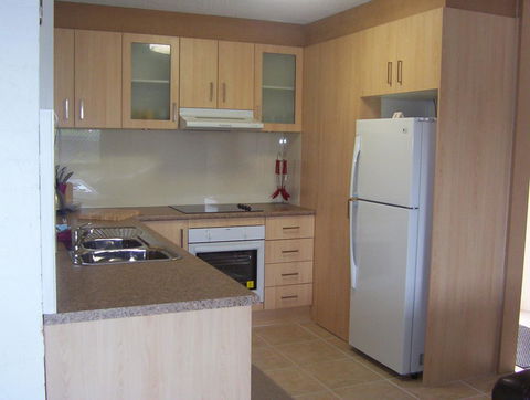 Burleigh Palms Holiday Apartments - Accommodation Sunshine Coast 20