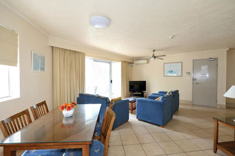 Markham Court - Accommodation Sunshine Coast 0