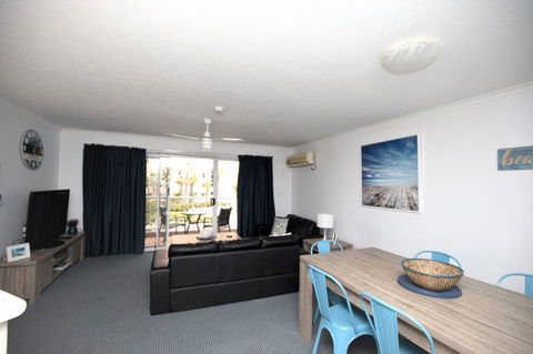Markham Court - Accommodation Sunshine Coast 1