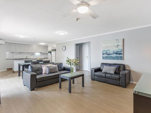 Markham Court - Accommodation Sunshine Coast 17