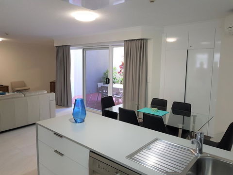 Markham Court - Accommodation Sunshine Coast 10