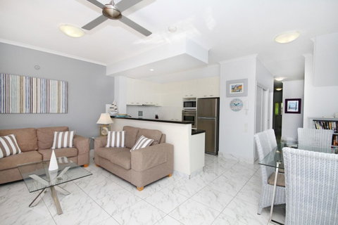 Unit 8 Bronte Of Coolum - Accommodation Sunshine Coast 12