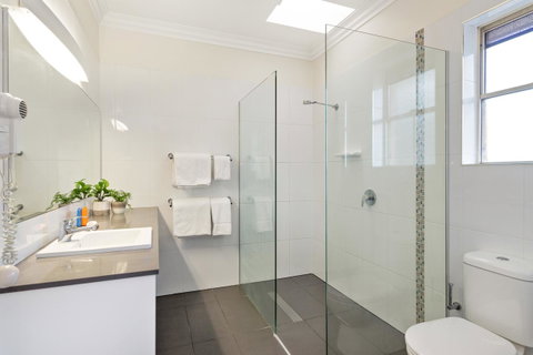 Coopers Colonial Motel - Accommodation Sunshine Coast 5