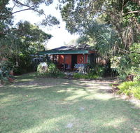 Signal Cottage - Accommodation Sunshine Coast
