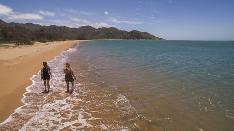 Roamer Magnetic Island Koala Park - Formerly Selina Magnetic Island - Accommodation Sunshine Coast 11