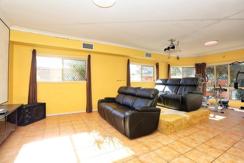 Waterfront At White Patch - Accommodation Sunshine Coast 40
