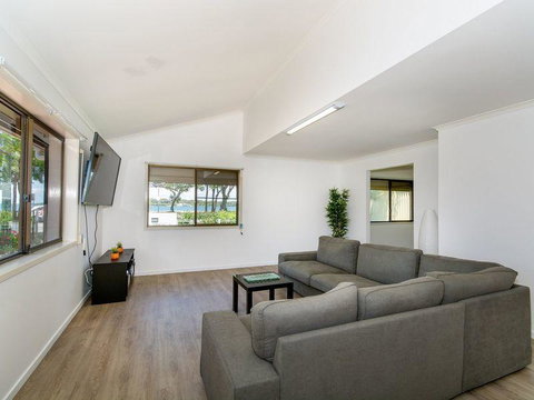 Island Homestay - Accommodation Sunshine Coast 1