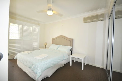 Ocean Wave - Accommodation Sunshine Coast 12