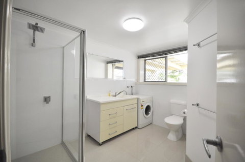 Ocean Wave - Accommodation Sunshine Coast 16
