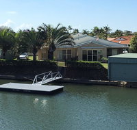 Private Canal Duplex with Pontoon - Oleander Drive Bongaree - Accommodation Sunshine Coast